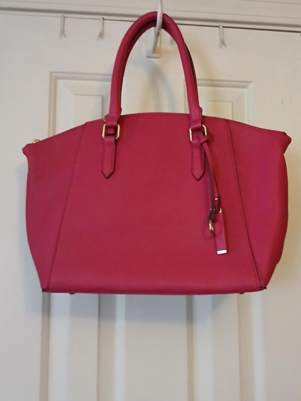 Stylish pink large purse/tote for possible ipad
